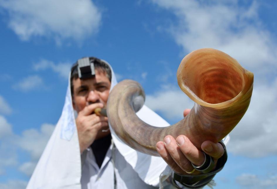 מדוע צריך שבעל התוקע יהיה צדיק והגון?