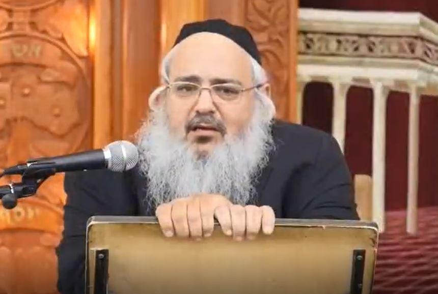 כבוד הרב! אני חייב תיקון על השבת האחרונה הרב שלמה לוינשטיין בסיפור מרגש במיוחד על שבת שחלפה בגלל יהלומים ובקבוק וודקה