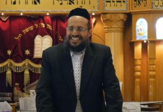 הכנה משבת לחול בערב פסח שחל בשבת - הרב אליהו חייאיב 