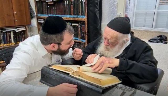 מה הורה רבי חיים קנייבסקי לאשה צעירה השואלת האם להתחסן נגד קורונה