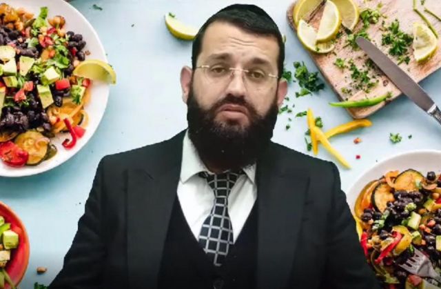 האם מותר לאכול אוכל שבושל בכלי שאינו טבול? הרב אושרי אזולאי 