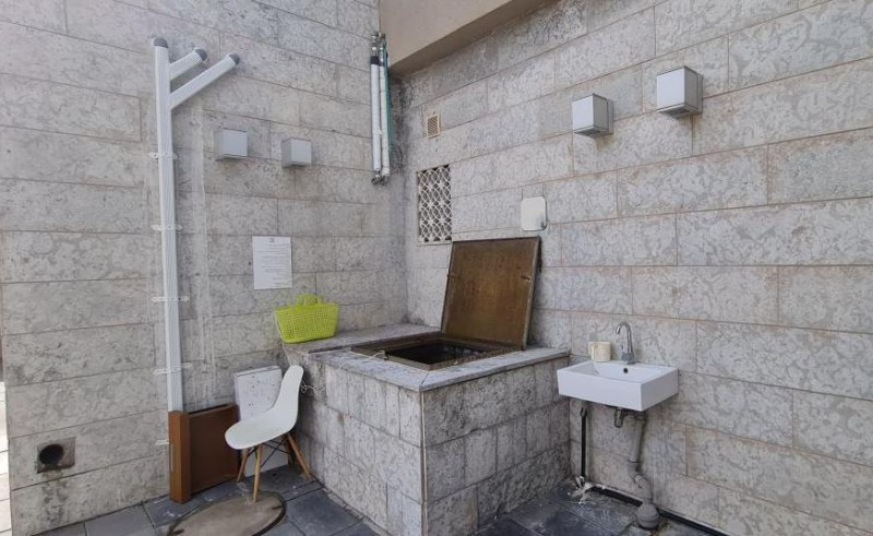 האם נפה לניפוי קמח צריכה טבילה? ומה הדין במערוך? 