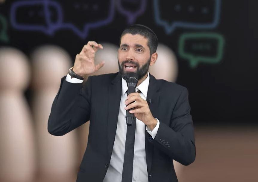 הורים יקרים, שימו לב טוב טוב מה קורה עם הילדים שלכם בבית הספר! - קטע נוגע ללב 