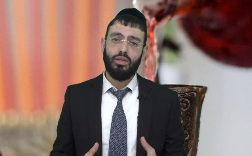 מתי מדליקים נרות חנוכה במוצאי שבת? - הרב אליהו חייאיב  