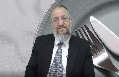 איך מכשירים צלחות וסכו"ם לפסח? הרב ירון אשכנזי  