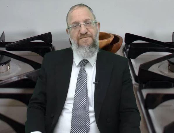איך מכשירים כיריים לפסח? הרב ירון אשכנזי  