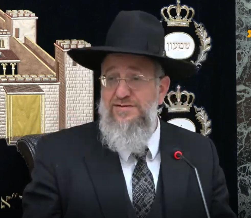 הרב ירון אשכנזי שליט"א "ראש קו ההלכה" - כל ההלכות והמנהגים לט"ו בשבט