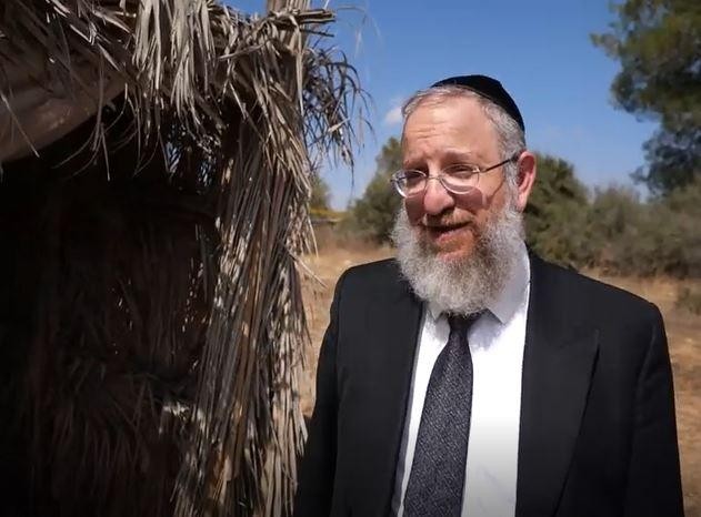 תערוכת סוכות מה כשר ומה פסול - עם הרב ירון אשכנזי
