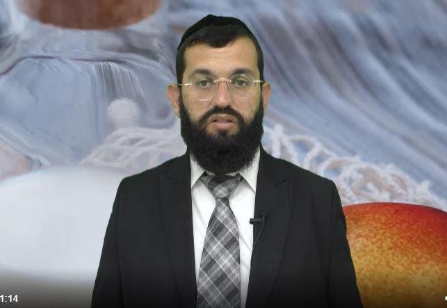 האם מותר להתאפר בשבת? הרב אושרי אזולאי