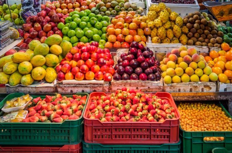 האם מותר לנהוג קדושת שביעית בפירות וירקות מ'יבול נכרי' המצויים ברשתות המזון?  הרב יצחק שלטי 