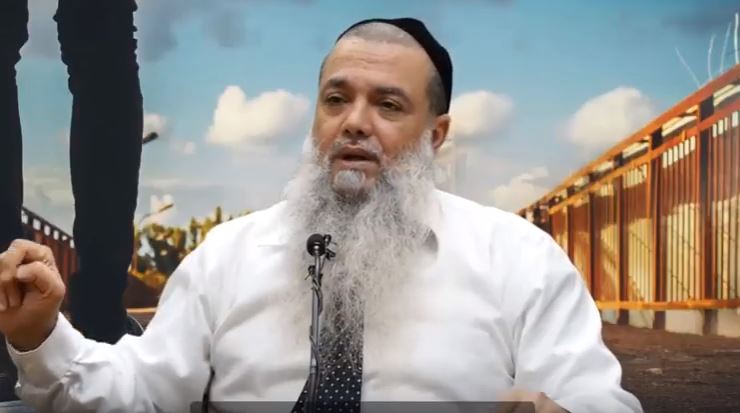 הרב יגאל כהן - אל תשפוט אף אדם - כל עוד לא היית בנעליים שלו  - צפיה  