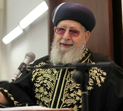 מרן רבנו עובדיה יוסף זצוק"ל - עמוד האור - הסרט המלא