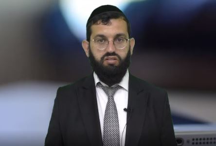 האם מותר להזיז פלאפון בשבת? - הרב אושרי אזולאי 