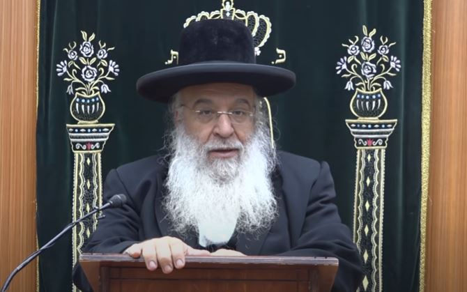 הרב בניהו שמואלי שליט"א: מה השטן מחפש בבית הכנסת? 