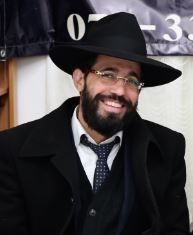 המבט הנכון לחיים!! - הרב יעקב עמר - צפו   