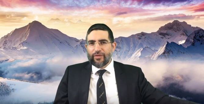 ה' הוא המכוון היחיד - "בקטנה" עם הרב אברהם בן חמו - צפיה  
