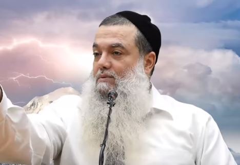 הרב יגאל כהן | אם אתה רוצה להיות בן אדם חזק – תדאג להיות בן אדם שמח 