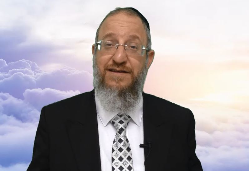 האם מותר להיכנס לבריכה ביתית בשבת? - הרב ירון אשכנזי   