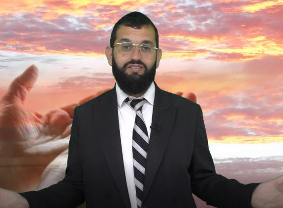 מעלת קדושת השבת - קצרים עם הרב אושרי אזולאי   
