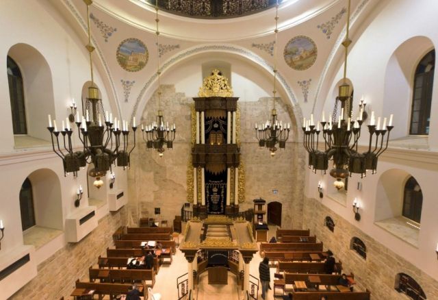 האם אפשר להחליף את החזן הקבוע לימים הנוראים | הרב יהודה יצחקי  